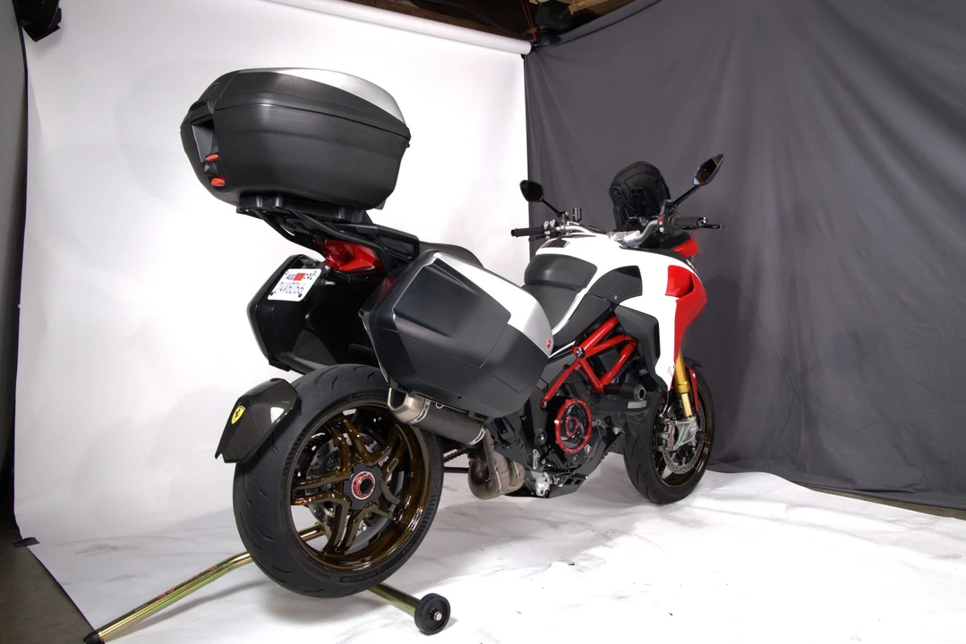 2018 Ducati Multistrada - Image 8 of 31