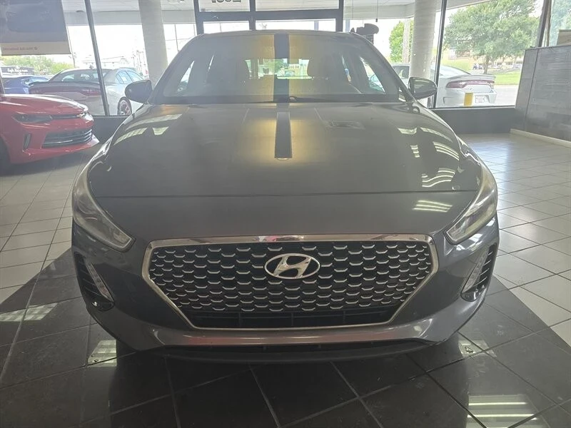 2018 Hyundai Elantra - Image 2 of 4