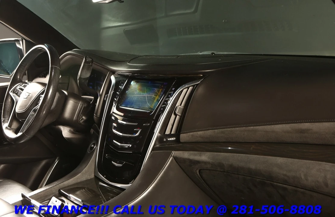 2018 Cadillac Escalade 4th Gen - Image 19 of 21