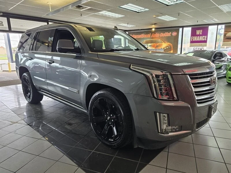 2018 Cadillac Escalade 4th Gen - Image 3 of 4