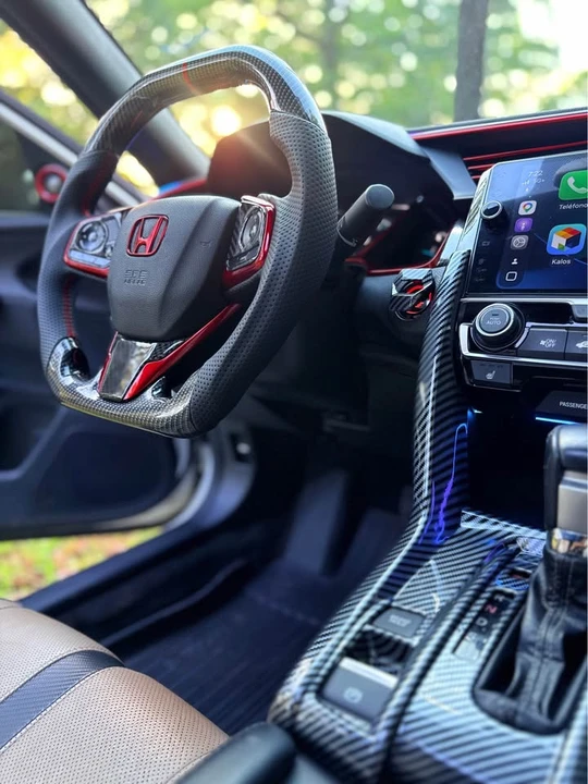 2018 Honda Civic 10th Gen - Image 9 of 21