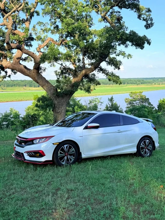 2018 Honda Civic 10th Gen - Image 3 of 21