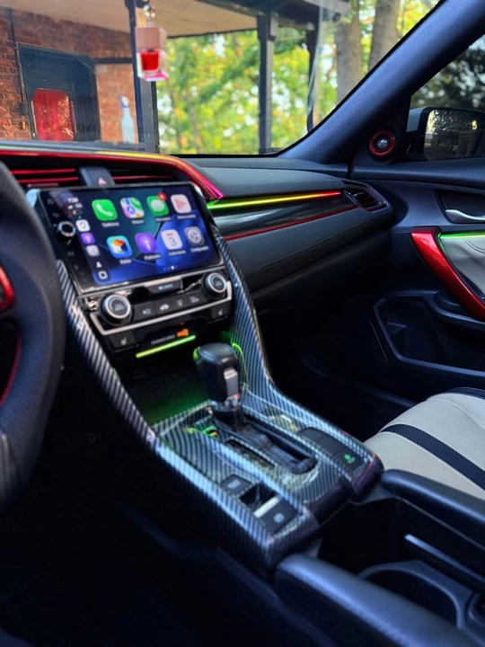2018 Honda Civic 10th Gen - Image 11 of 21