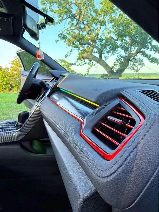 2018 Honda Civic 10th Gen - Image 17 of 21