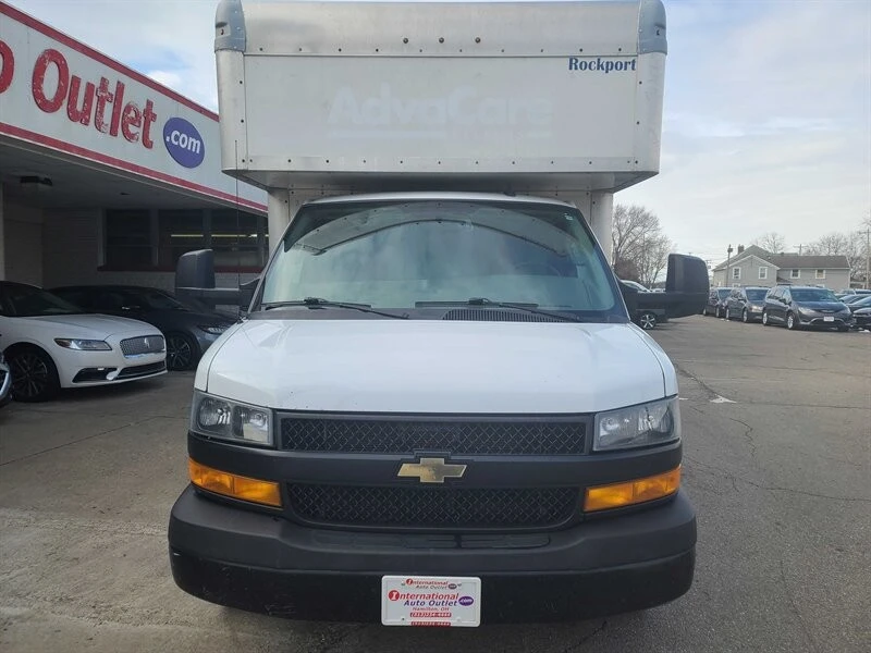 2018 Chevrolet Express - Image 3 of 4