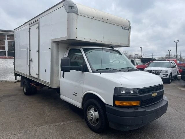 2018 Chevrolet Express - Image 4 of 4