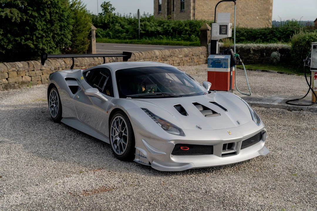 2019 Ferrari 488 - Image 2 of 31