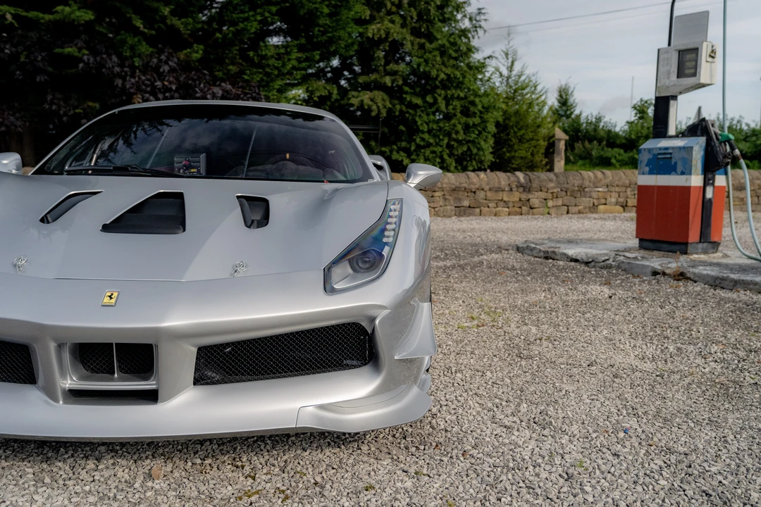 2019 Ferrari 488 - Image 25 of 31