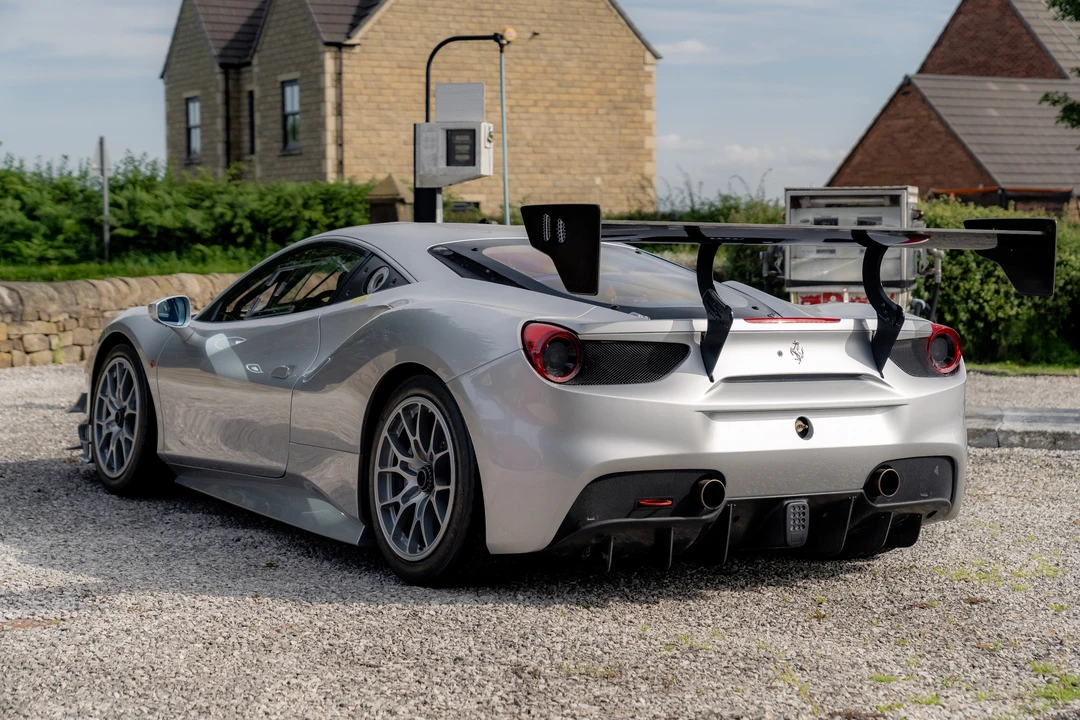 2019 Ferrari 488 - Image 16 of 31