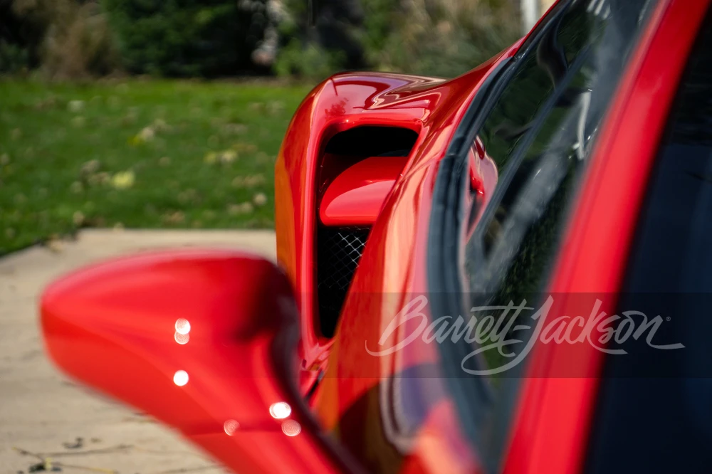 2018 Ferrari 488 - Image 16 of 31