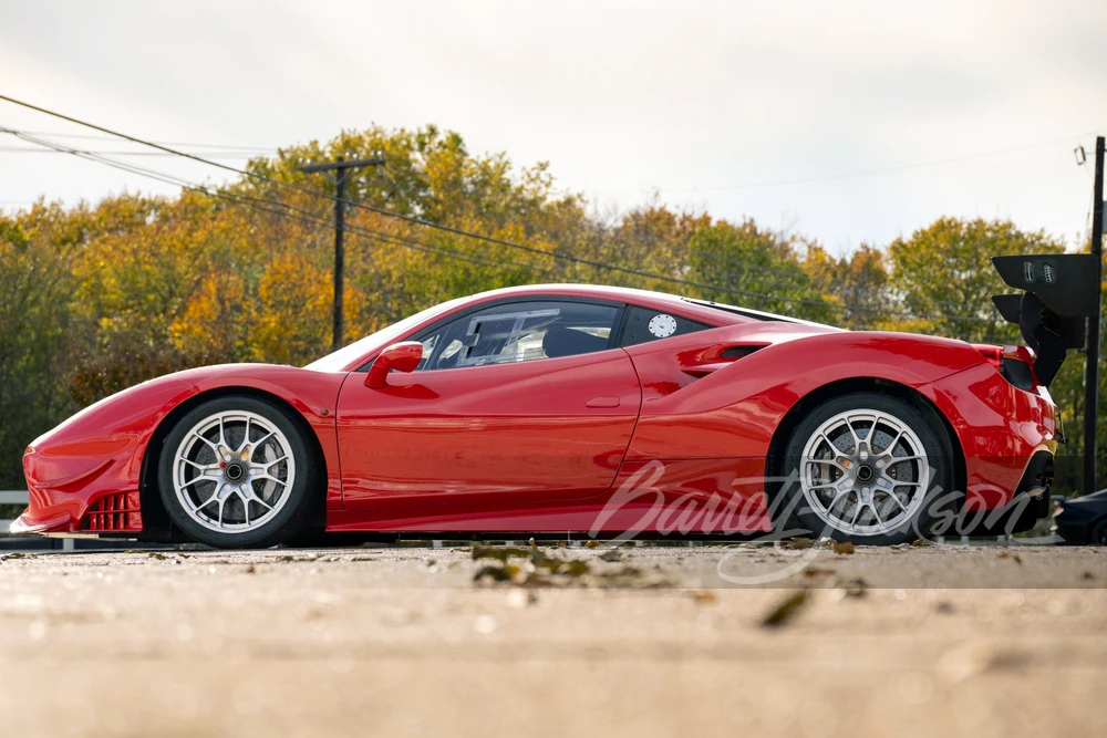 2018 Ferrari 488 - Image 23 of 31