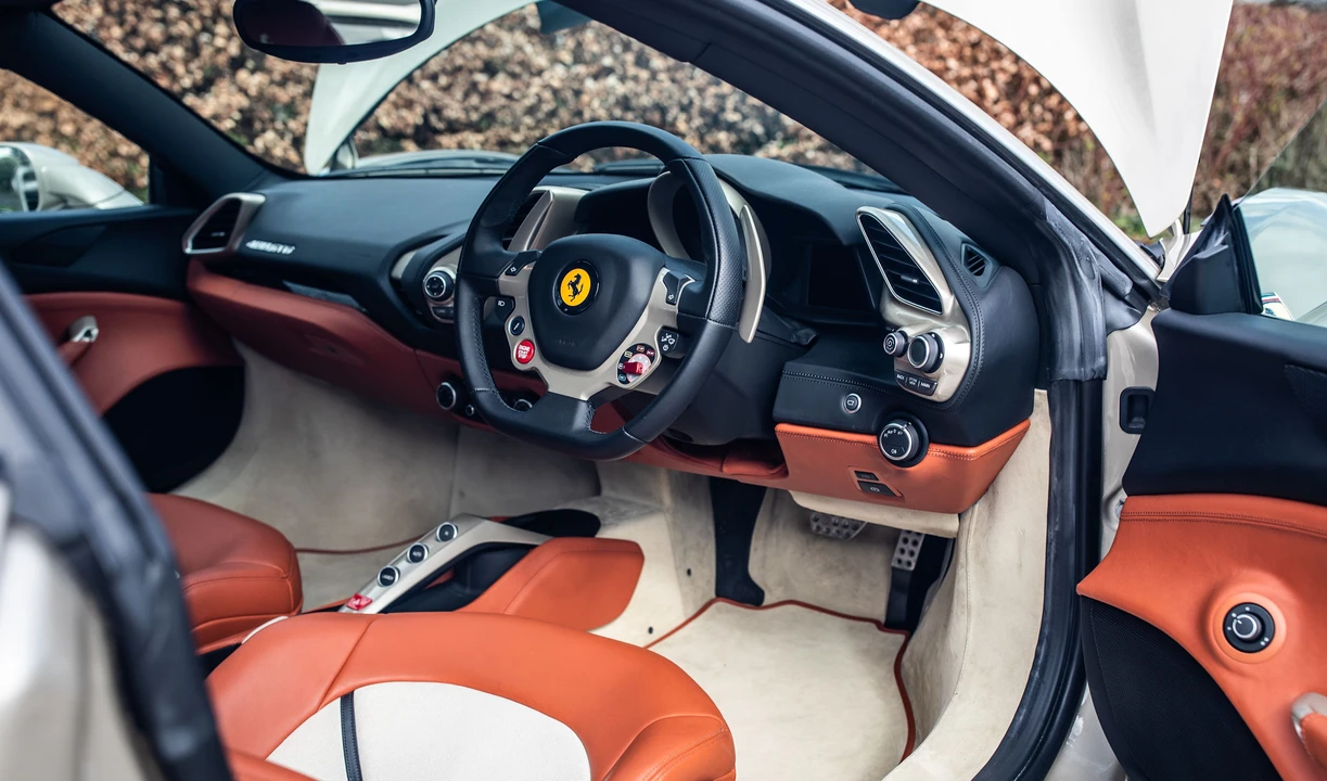 2018 Ferrari 488 GTB - Image 30 of 31