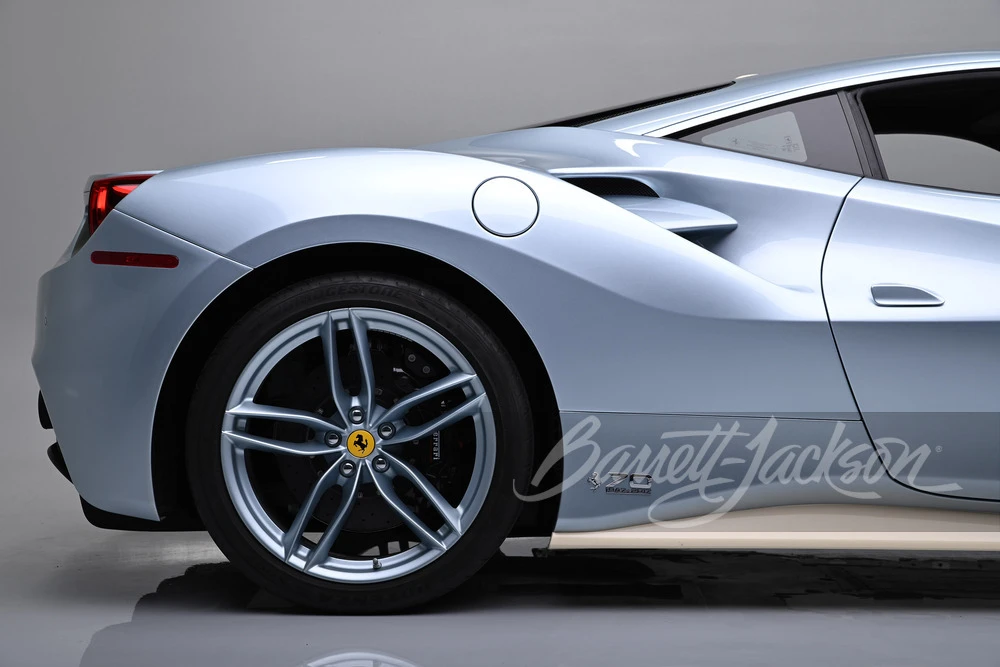 2018 Ferrari 488 GTB - Image 17 of 23