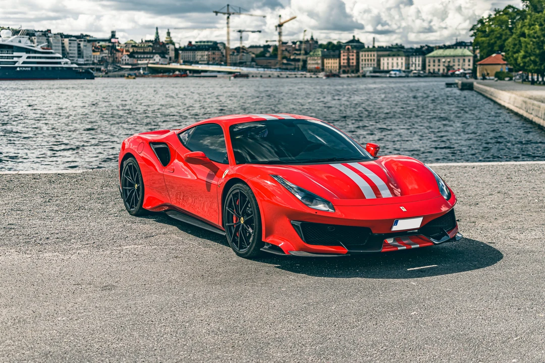 2018 Ferrari 488 Pista - Image 10 of 31