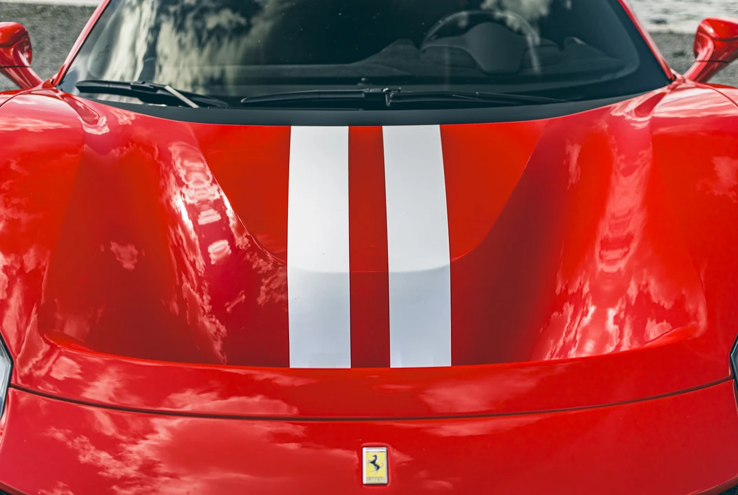 2018 Ferrari 488 Pista - Image 27 of 31