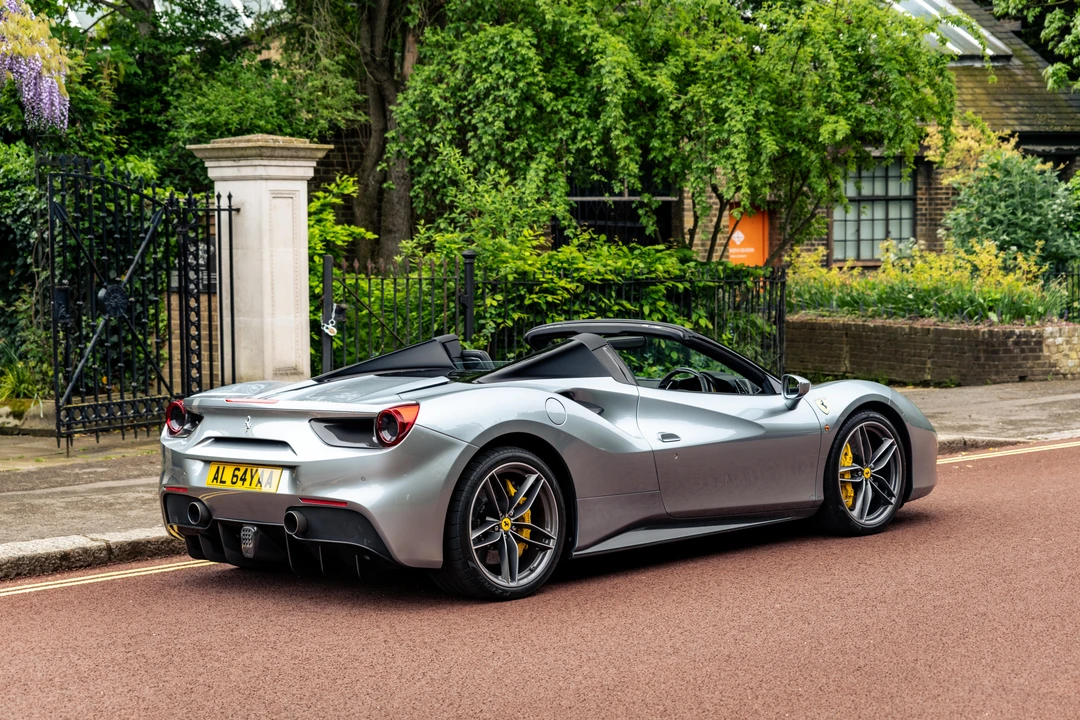 2018 Ferrari 488 Spider - Image 14 of 31
