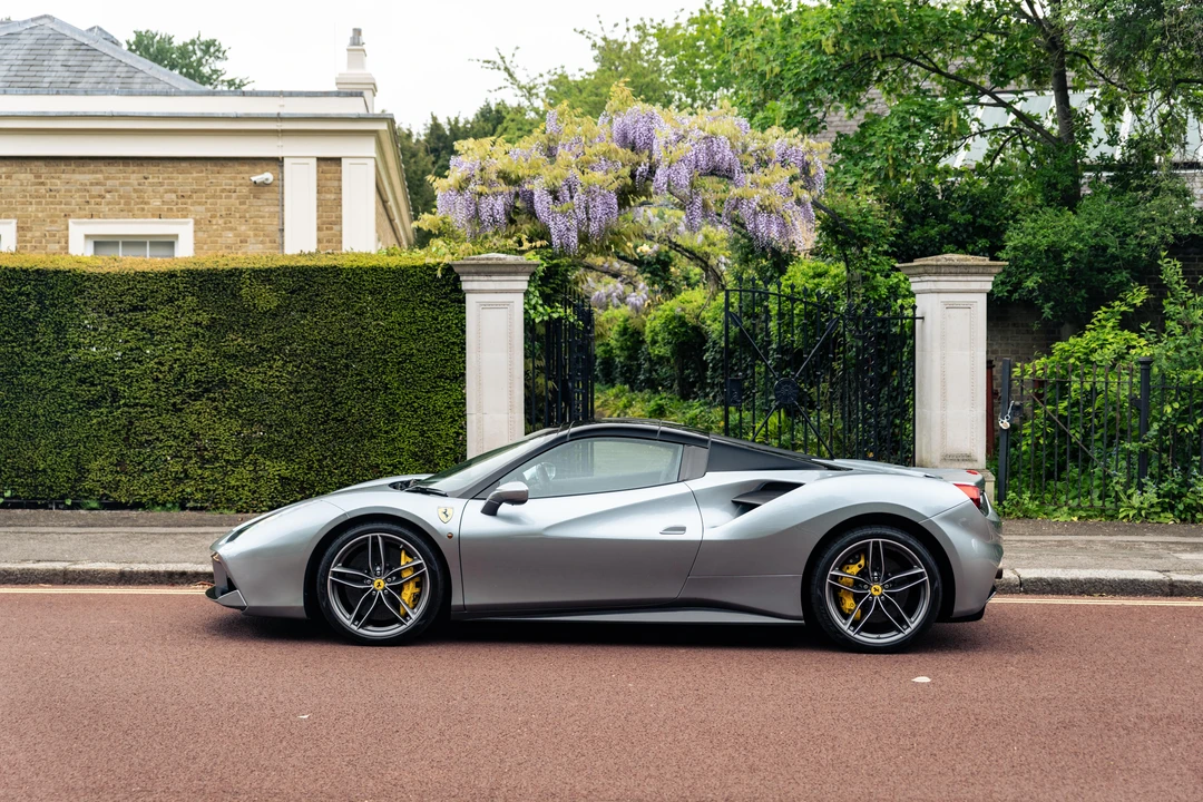 2018 Ferrari 488 Spider - Image 9 of 31