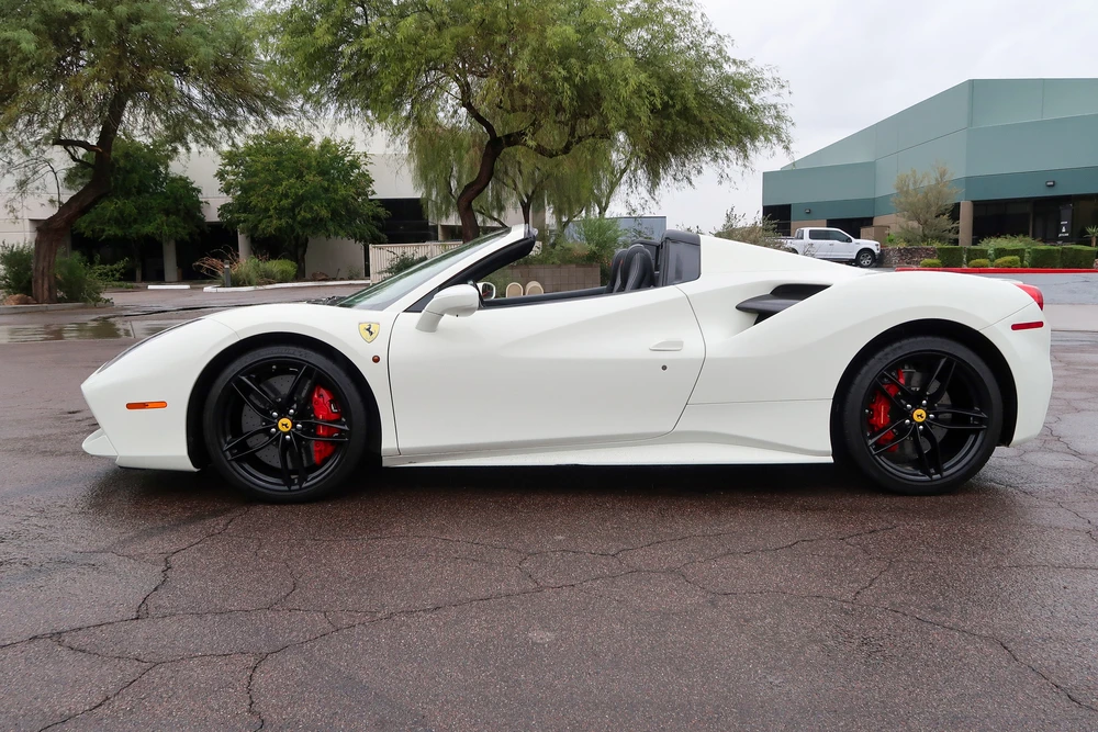 2018 Ferrari 488 Spider - Image 5 of 5