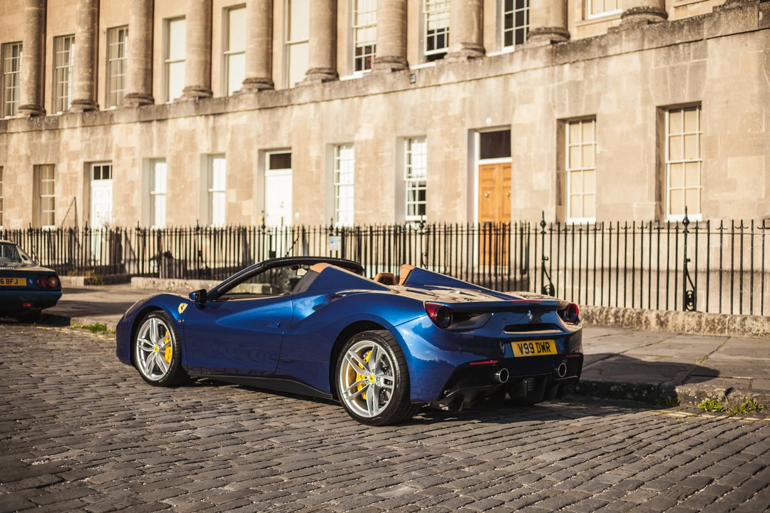 2018 Ferrari 488 Spider - Image 11 of 31