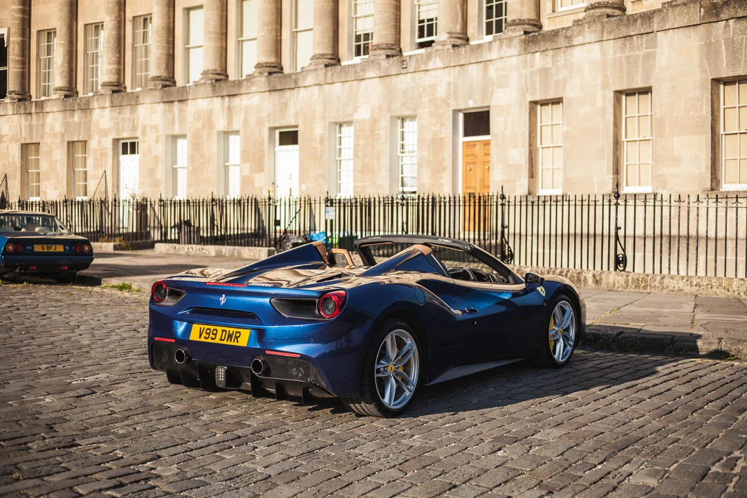 2018 Ferrari 488 Spider - Image 15 of 31