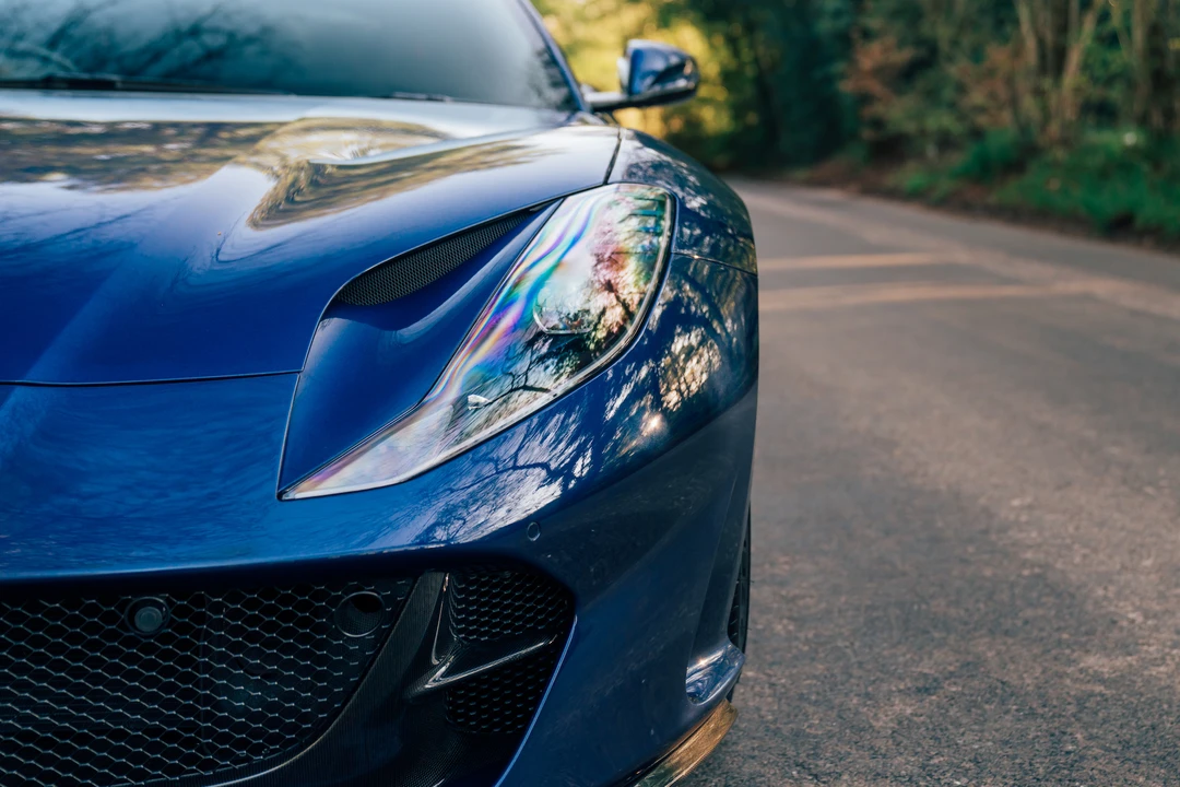 2018 Ferrari 812 Superfast - Image 23 of 31