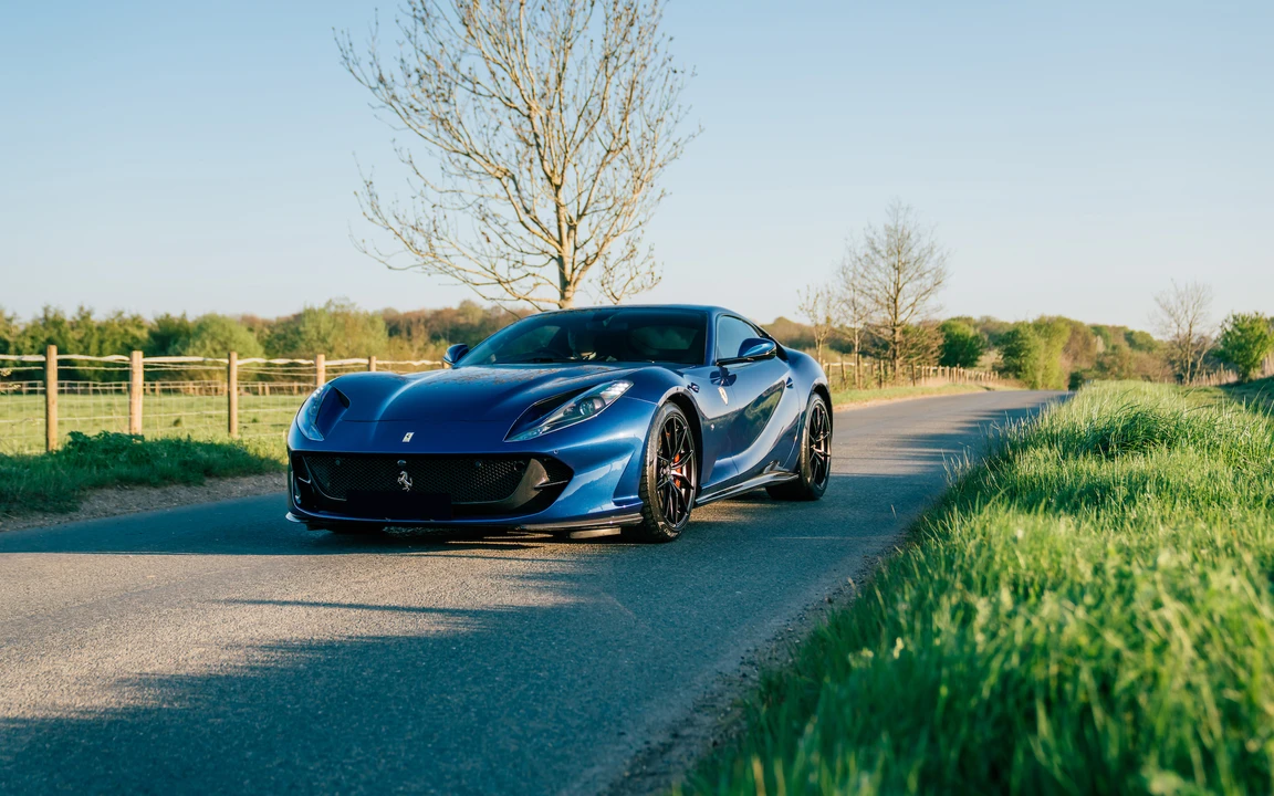 2018 Ferrari 812 Superfast - Image 25 of 31