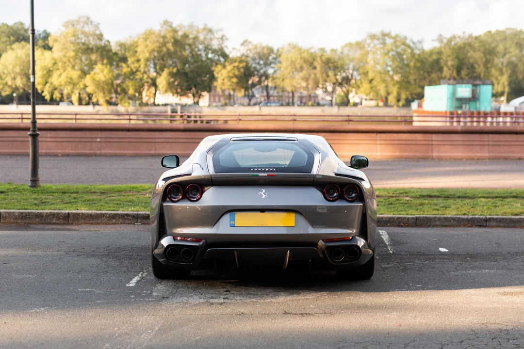 2018 Ferrari 812 Superfast - Image 25 of 31