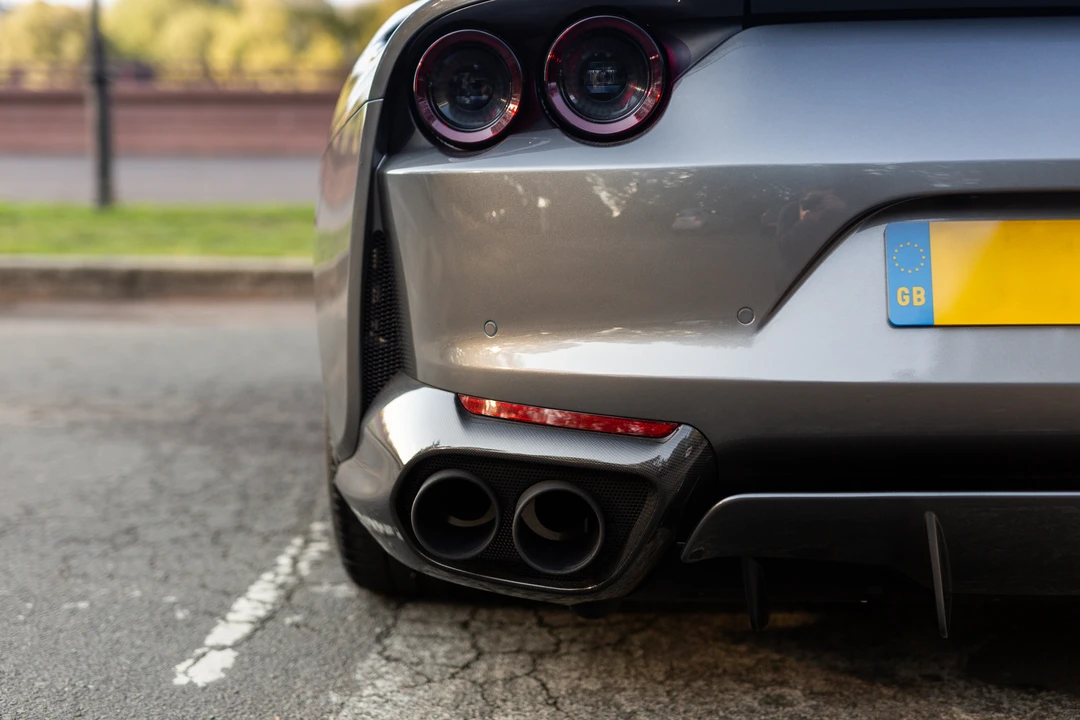 2018 Ferrari 812 Superfast - Image 28 of 31
