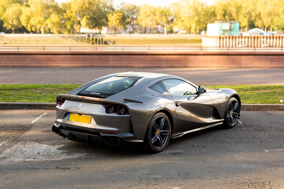 2018 Ferrari 812 Superfast - Image 19 of 31