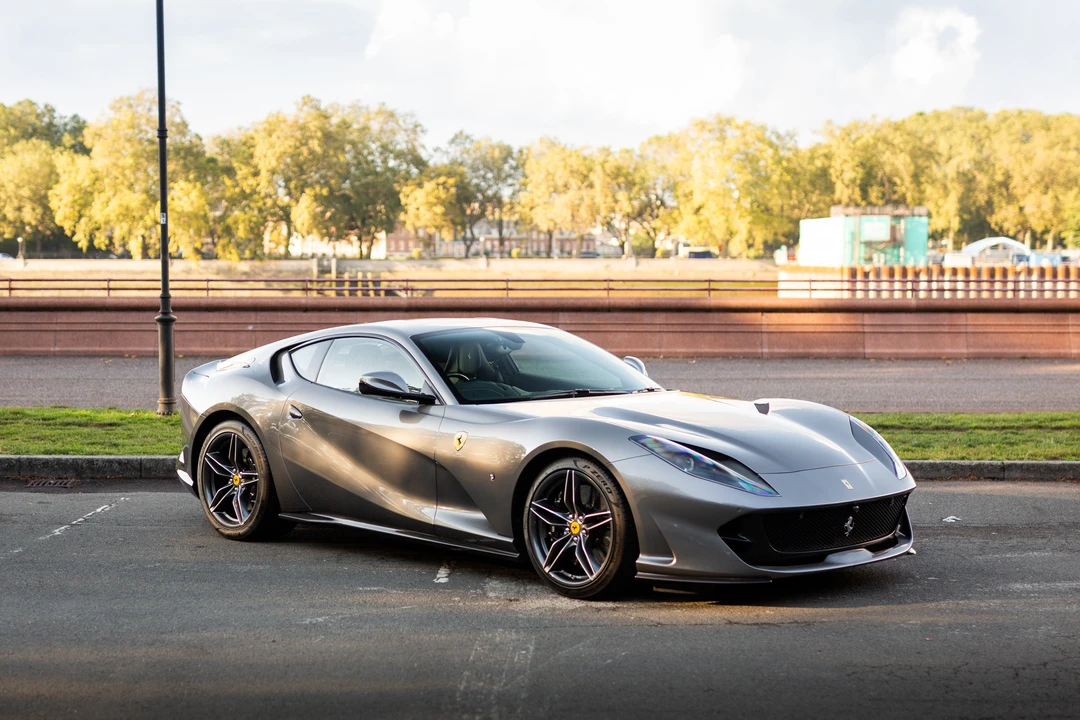 2018 Ferrari 812 Superfast - Image 3 of 31