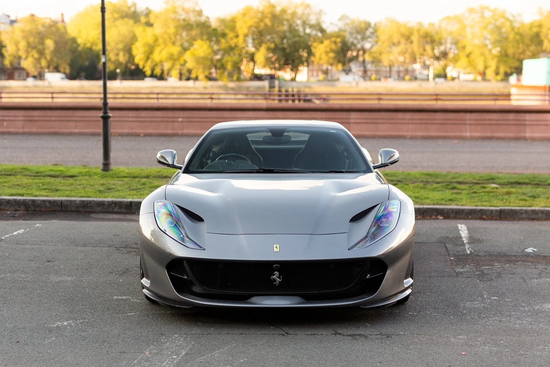 2018 Ferrari 812 Superfast - Image 15 of 31