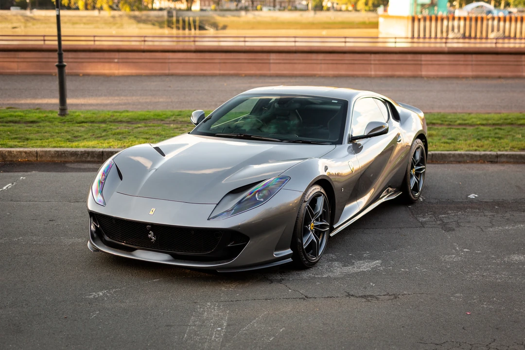 2018 Ferrari 812 Superfast - Image 8 of 31