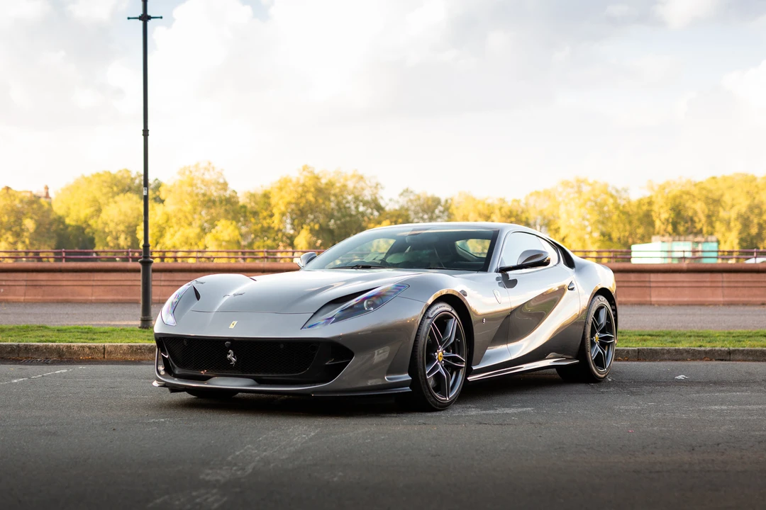2018 Ferrari 812 Superfast - Image 9 of 31
