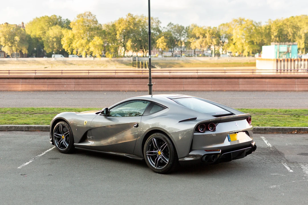 2018 Ferrari 812 Superfast - Image 24 of 31