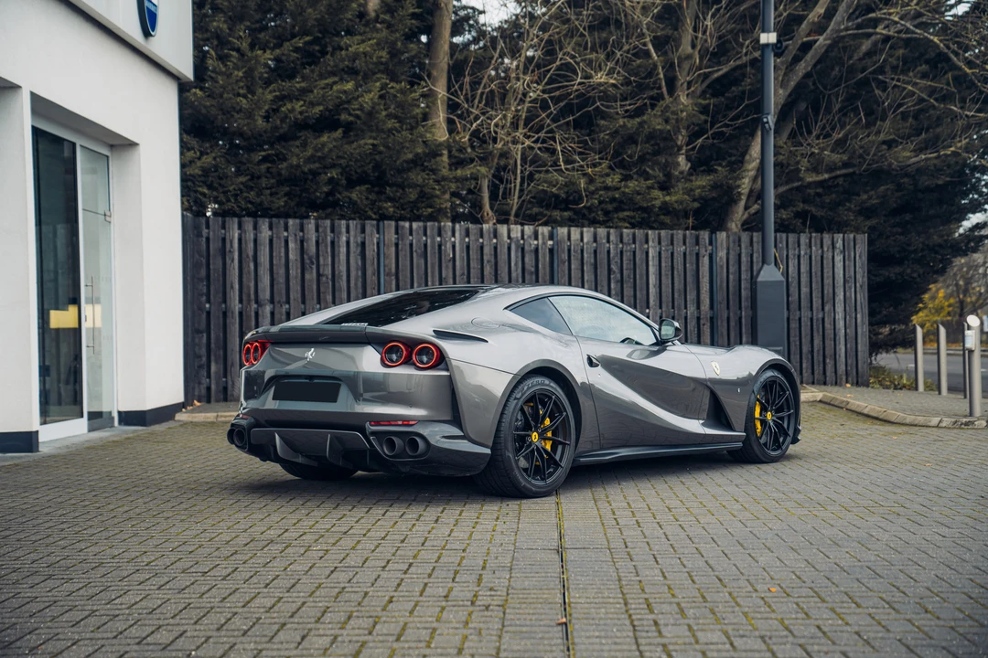 2018 Ferrari 812 Superfast - Image 12 of 31