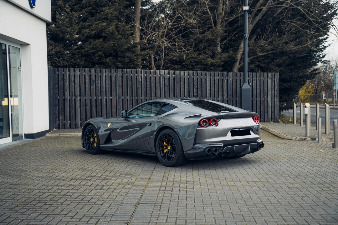 2018 Ferrari 812 Superfast - Image 15 of 31