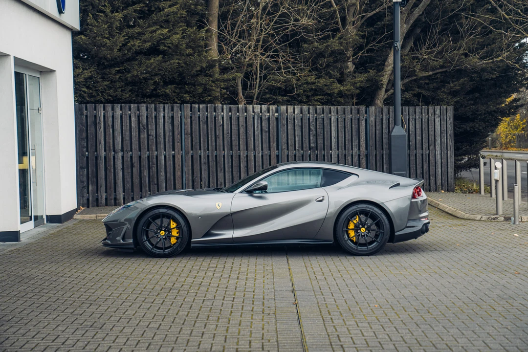 2018 Ferrari 812 Superfast - Image 16 of 31