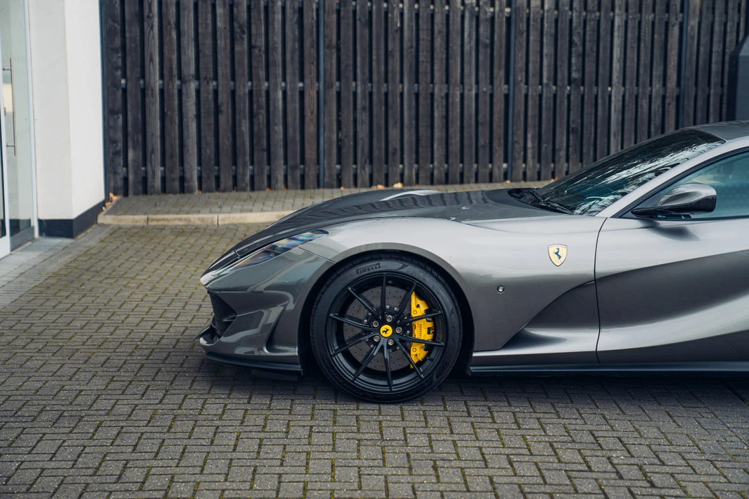 2018 Ferrari 812 Superfast - Image 18 of 31