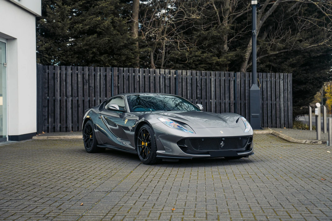 2018 Ferrari 812 Superfast - Image 5 of 31