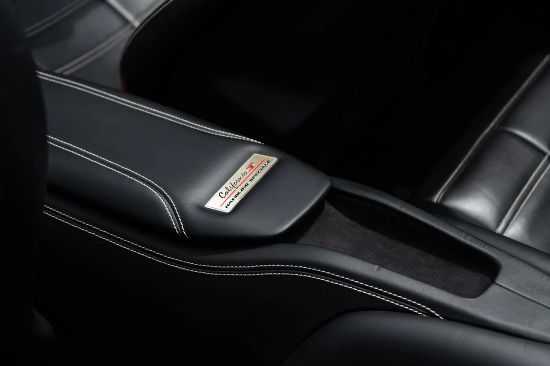 2018 Ferrari California T - Image 26 of 31