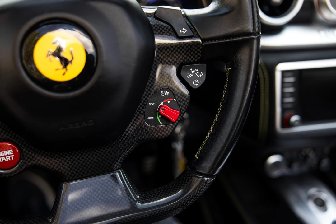 2018 Ferrari California T - Image 19 of 21