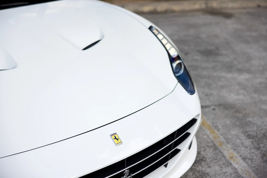 2018 Ferrari California T - Image 9 of 21