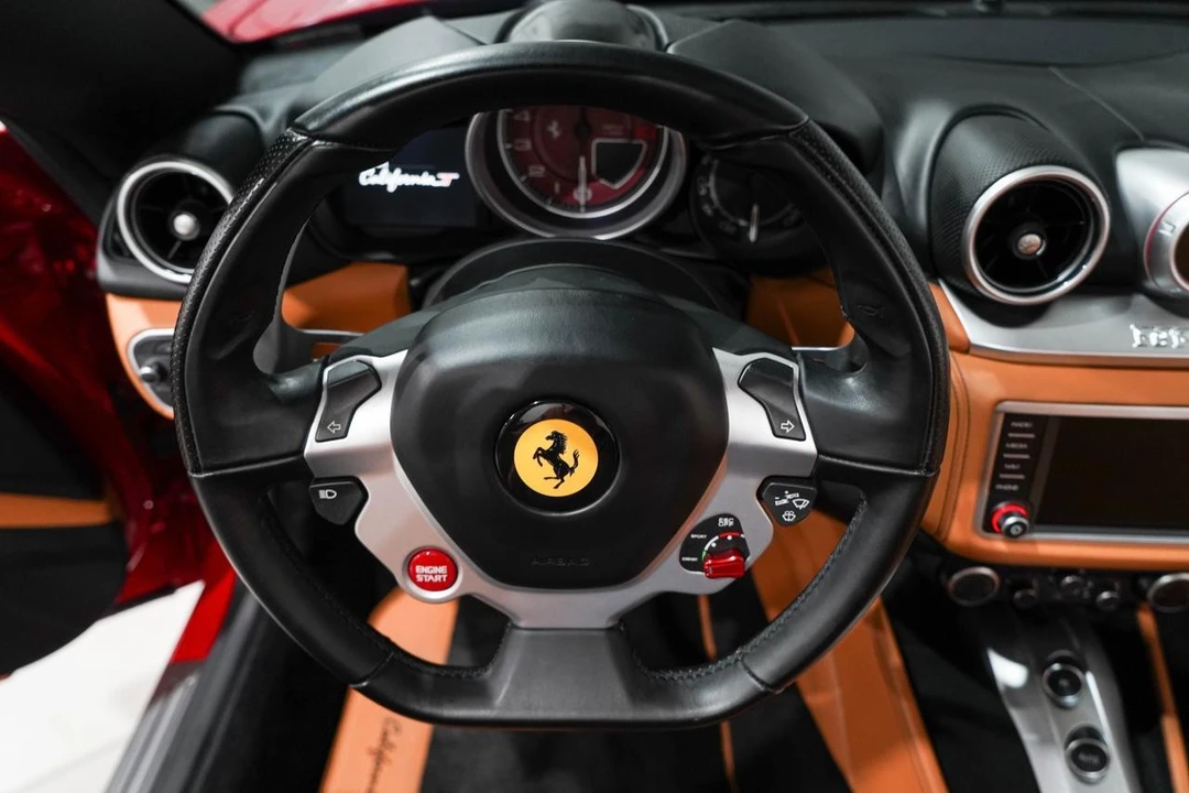 2018 Ferrari California T - Image 12 of 21