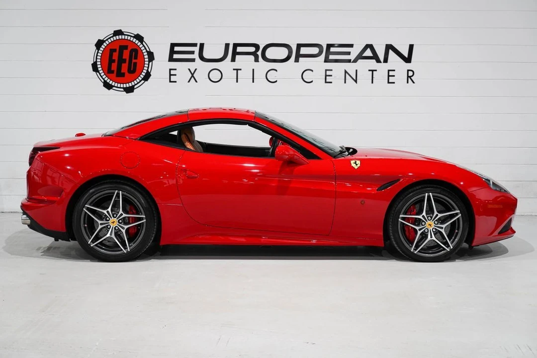 2018 Ferrari California T - Image 8 of 21