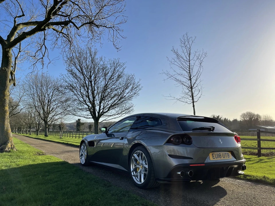 2018 Ferrari GTC4Lusso T - Image 8 of 31