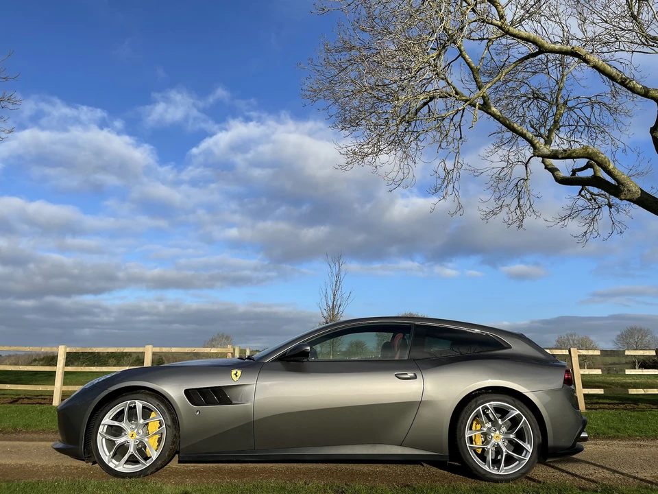 2018 Ferrari GTC4Lusso T - Image 7 of 31