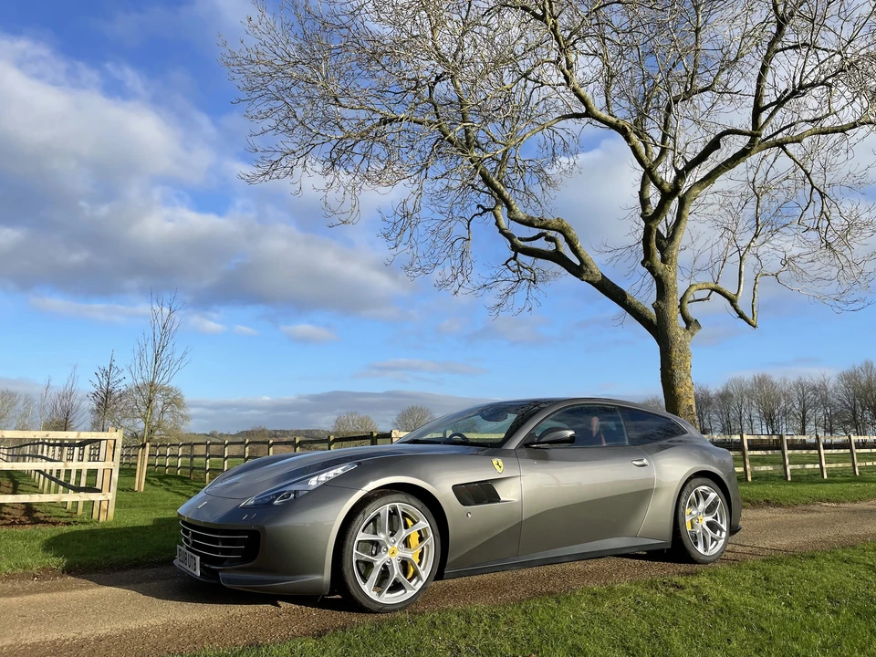 2018 Ferrari GTC4Lusso T - Image 6 of 31