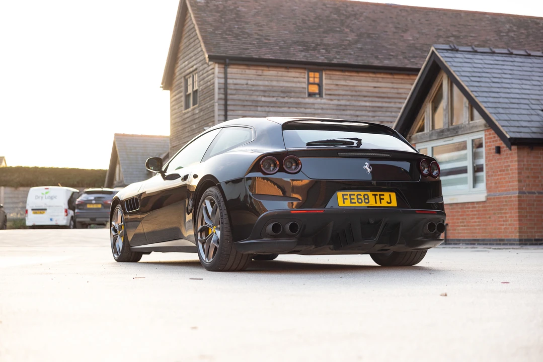 2018 Ferrari GTC4Lusso T - Image 8 of 31