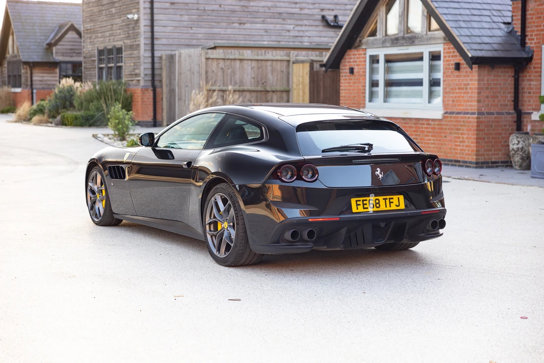 2018 Ferrari GTC4Lusso T - Image 16 of 31