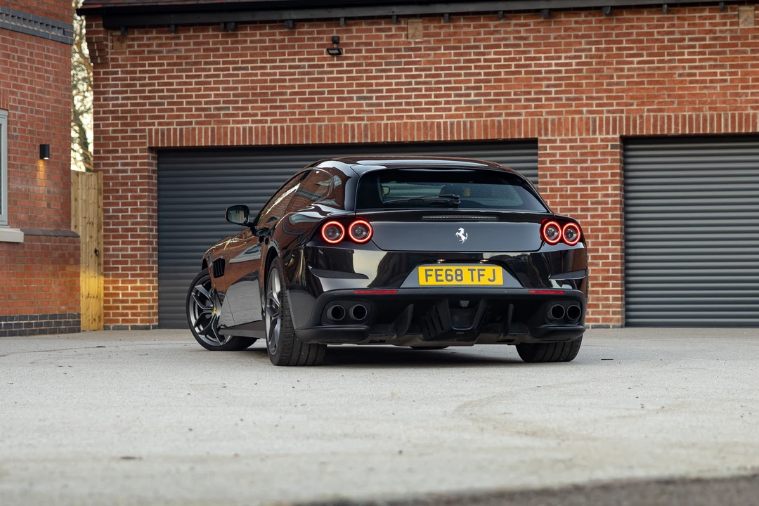 2018 Ferrari GTC4Lusso T - Image 25 of 31